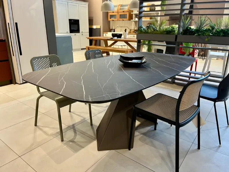 Tavolo fisso Metropolis Scavolini a soli 1883