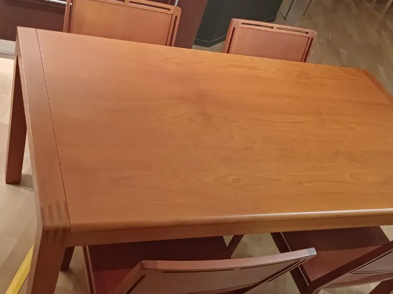 Tavolo Mila Besana a prezzo ribassato