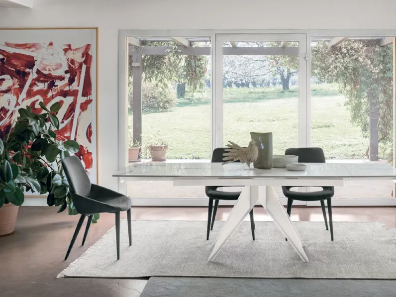 Tavolo con piano in vetro rettangolare di Collezione esclusiva a PREZZO OUTLET 