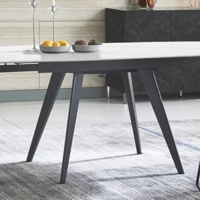 Tavolo ellittico in ceramica Nancy di Collezione esclusiva in Offerta Outlet