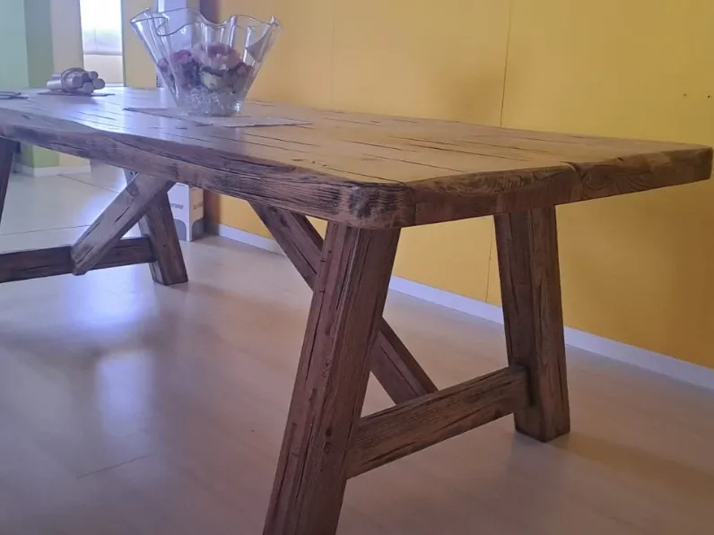 Tavolo in legno rettangolare Omega &tradition in offerta outlet