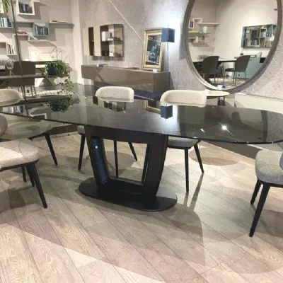 Tavolo in offerta outlet modello Orbital di Calligaris 