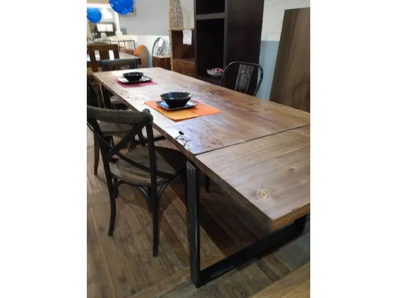 Tavolo Outlet etnico  legno massello radice di suar industrial  PREZZI OUTLET