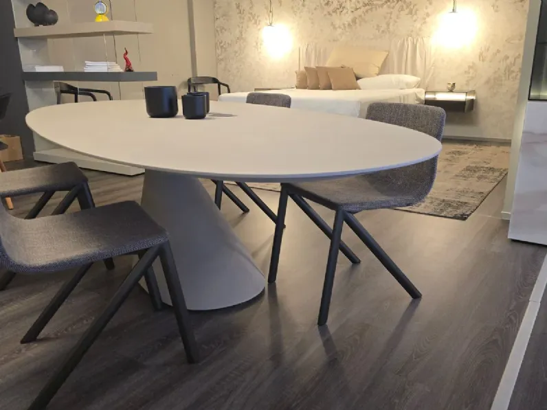 Tavolo in offerta outlet modello Chapeau di Lago 