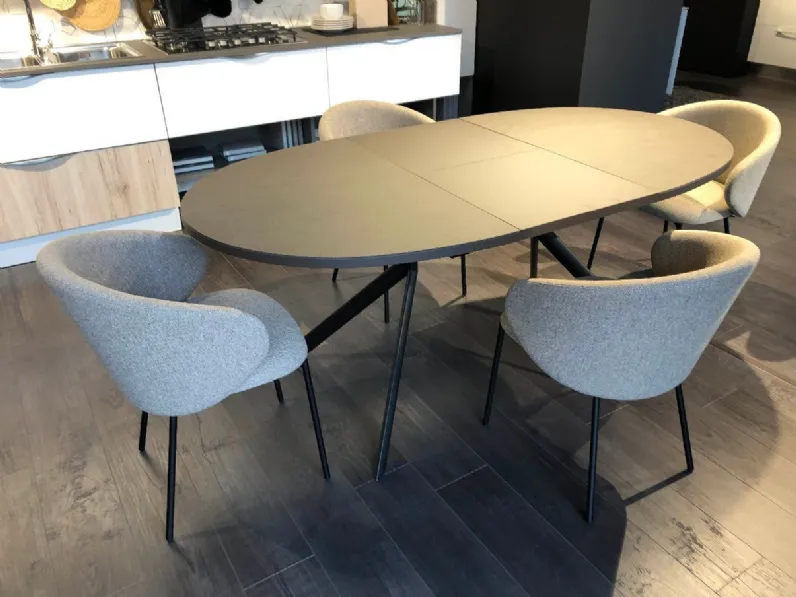 Tavolo ovale allungabile in ceramica SCONTATO 