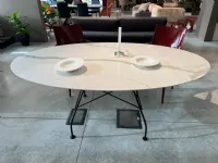 Tavolo in ceramica ovale Kartell glossy Kartell a prezzo scontato
