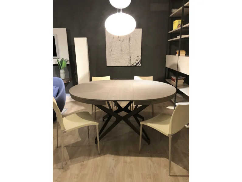 Tavolo Big round di Ozzio scontato del 45%