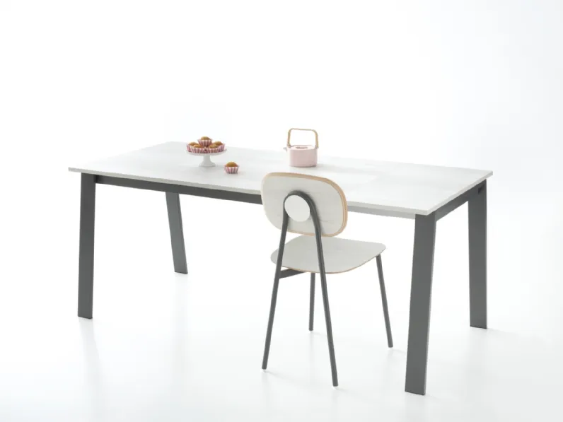 Tavolo Point house Delta 140 SCONTATO a PREZZI OUTLET