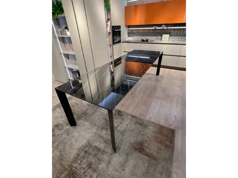 Tavolo Diamante  di Point house scontato del 40%