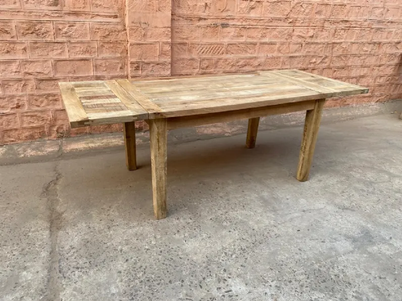 Tavolo rettangolare a quattro gambe Tavolo vintage in legno allungabile in  offerta Outlet etnico scontato