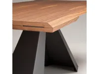 Scopri il tavolo Eliot Wood Drive di Cattelan Italia a prezzi outlet!