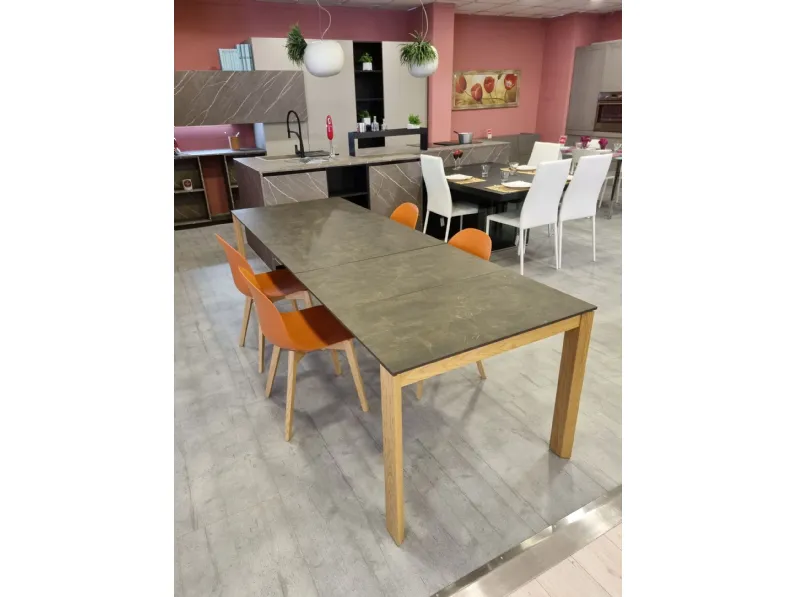 Tavolo Connubia Eminence SCONTATO a PREZZI OUTLET 