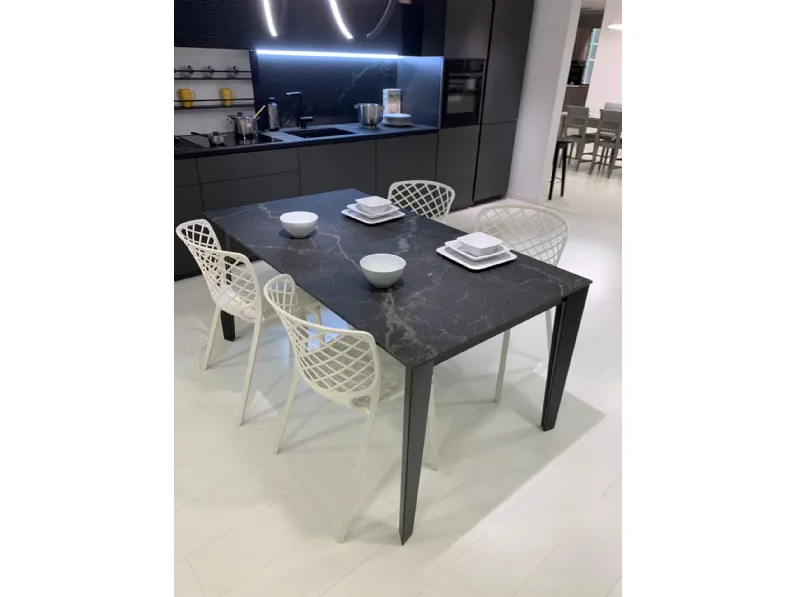 Tavolo Mary Scavolini in OFFERTA OUTLET -24%