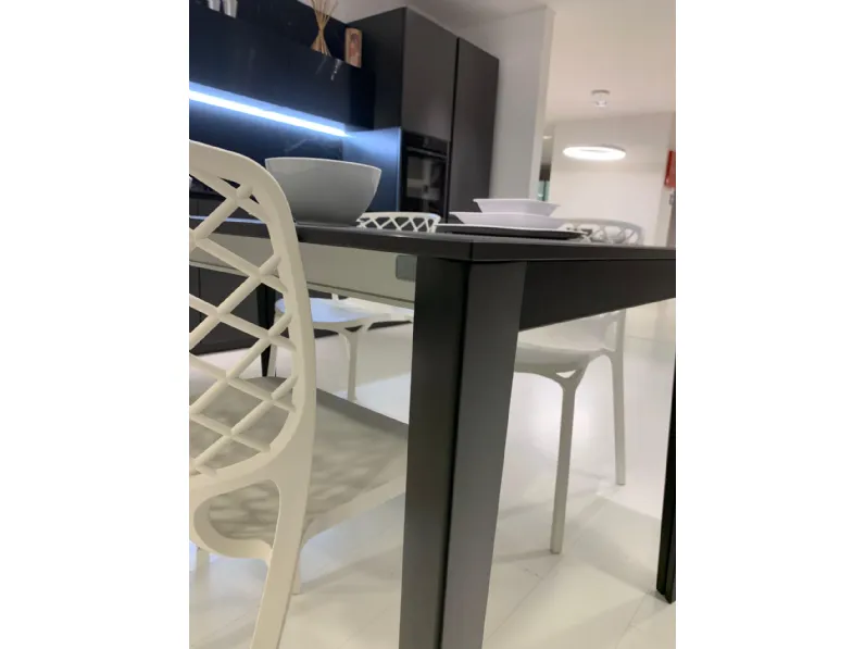 Tavolo Mary Scavolini in OFFERTA OUTLET -24%
