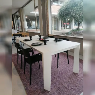 Tavolo rettangolare Twist Pizzolato scontato del 50%