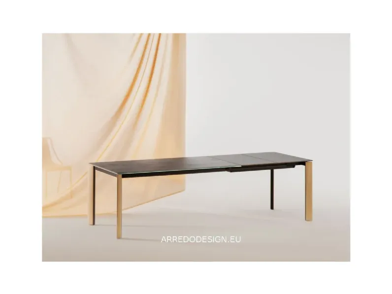 Tavolo allungabile Blade Midj a soli 1615 Euro