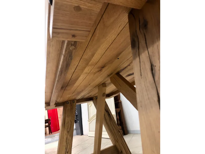 Tavolo con piano in legno rettangolare di Devina nais a PREZZO OUTLET 
