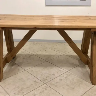 Tavolo con piano in legno rettangolare di Devina nais a PREZZO OUTLET 