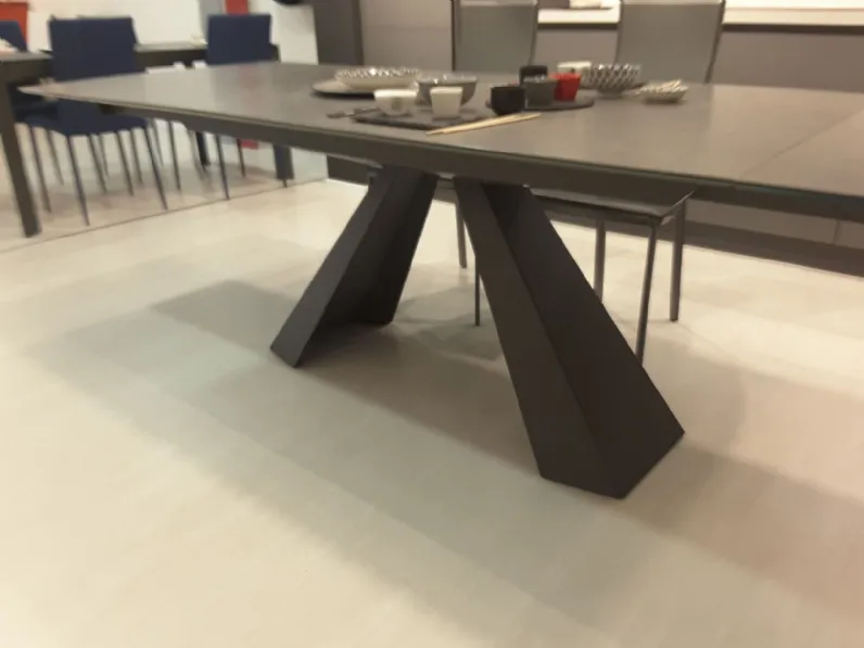 Tavolo rettangolare Eliot drive di Cattelan italia a prezzo riservato 