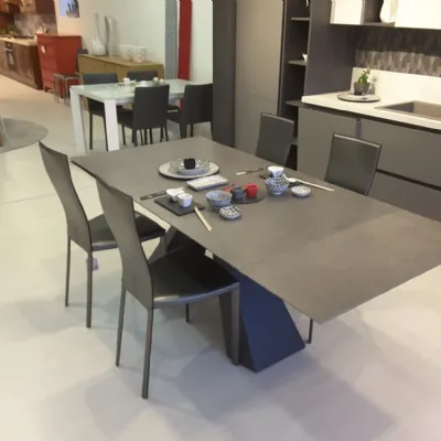 Tavolo rettangolare Eliot drive di Cattelan italia a prezzo riservato 