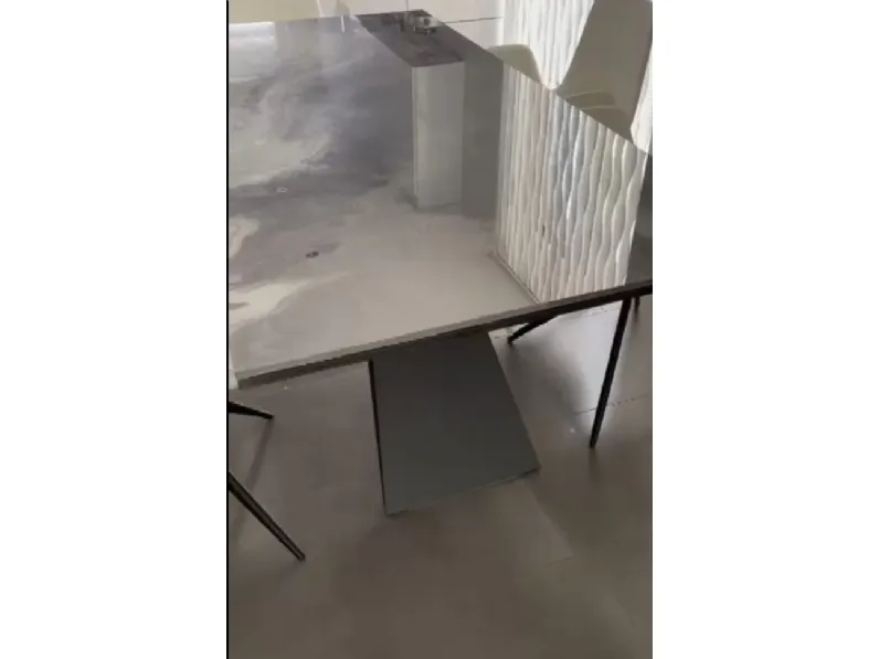 1. Design moderno ed elegante. 
2. Struttura robusta e resistente. 
3. Facile da montare. 
4. Prezzo scontato. 
5. Garanzia di qualità.