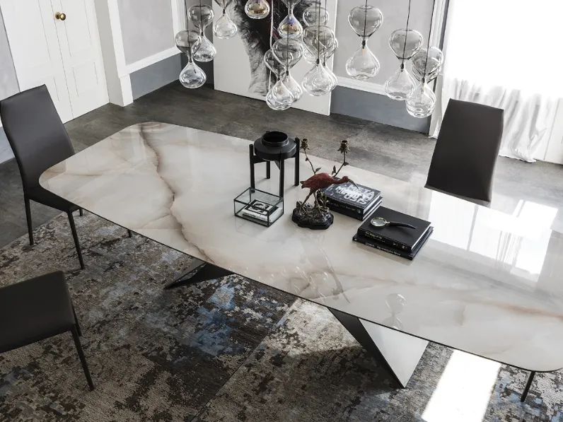 Progetta interni con il tavolo Premier Keramik di Cattelan Italia. Outlet!
