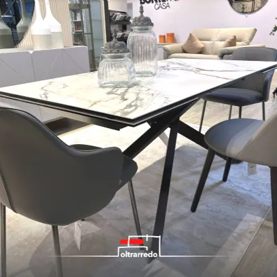 Tavolo rettangolare Cross Stones scontato del 35%