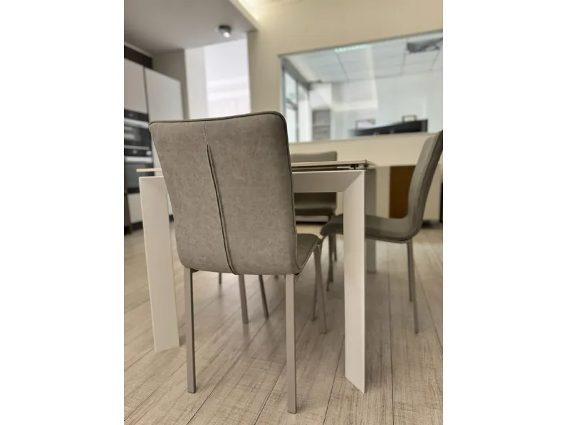Scopri il prezzo del tavolo Enea Target point 