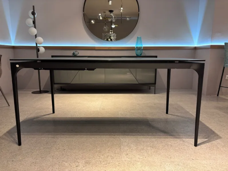 Richiedi ora il prezzo riservato del tavolo Silhouette Calligaris�