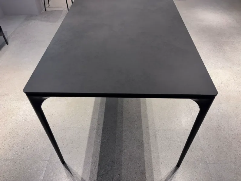 Tavolo Silhouette Calligaris in ceramica Rettangolare allungabile 