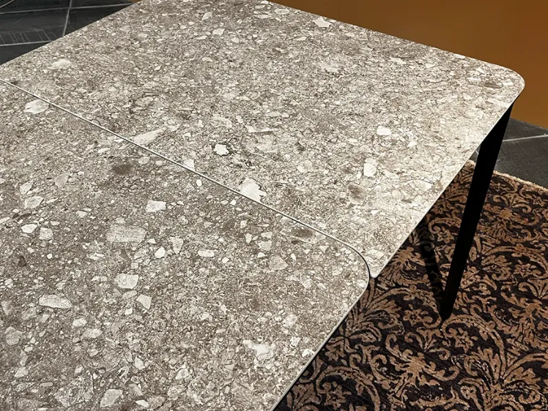 Tavolo Slim di Sovet scontato del 32%