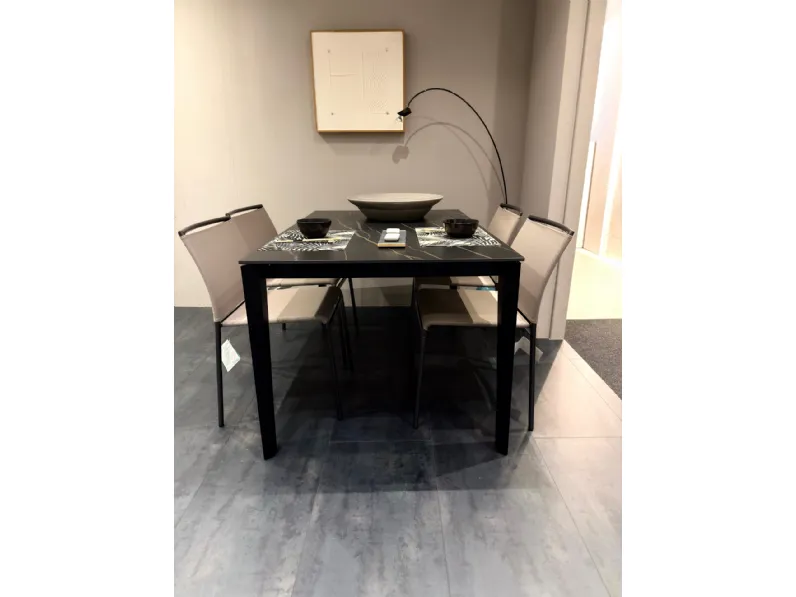 Tavolo in ceramica rettangolare Winny Ingenia a prezzo scontato