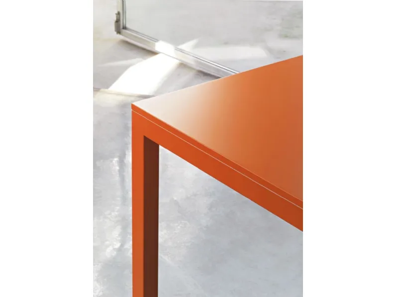 Tavolo rettangolare in laccato Sosia Lema in Offerta Outlet