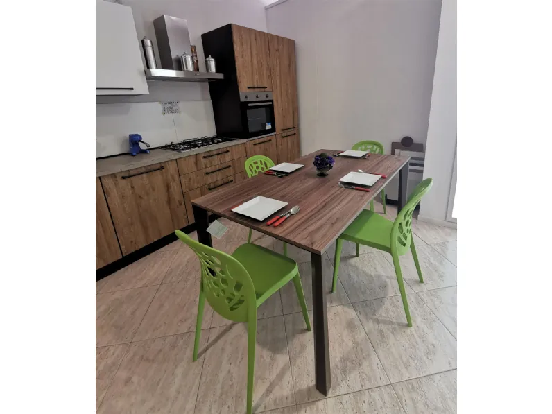 Tavolo Prisma Ingenia in laminato Allungabile