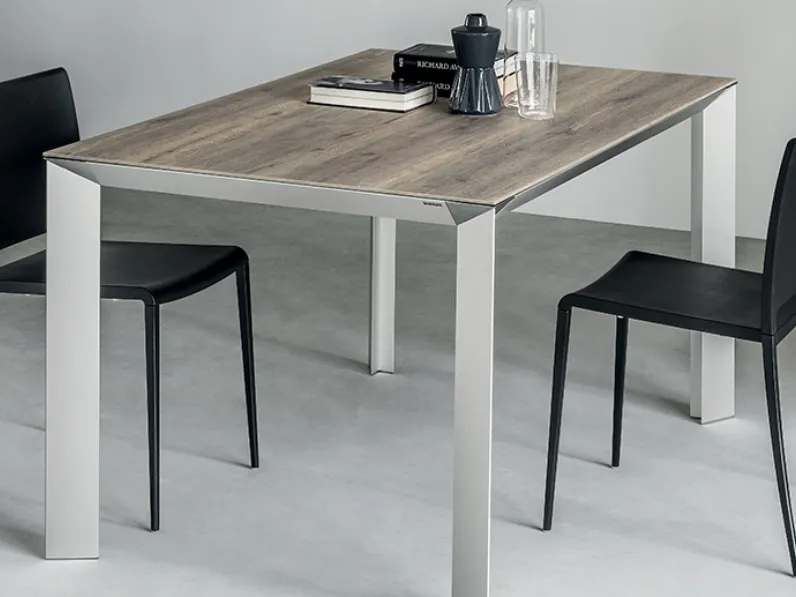 Tavolo rettangolare in laminato Tai Scavolini in Offerta Outlet