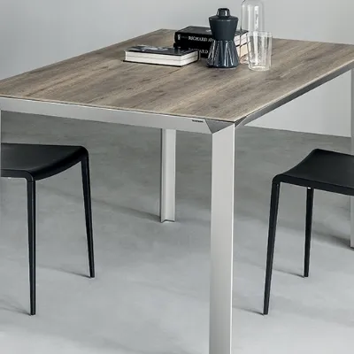 Tavolo rettangolare in laminato Tai Scavolini in Offerta Outlet