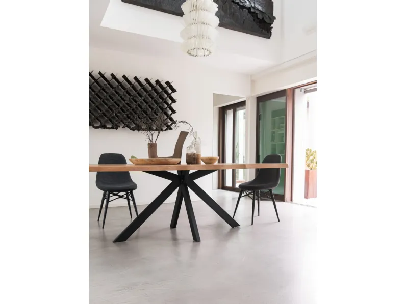Tavolo rettangolare in legno Cross di Collezione esclusiva in Offerta Outlet