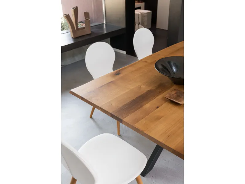 Tavolo rettangolare in legno Cross di Collezione esclusiva in Offerta Outlet