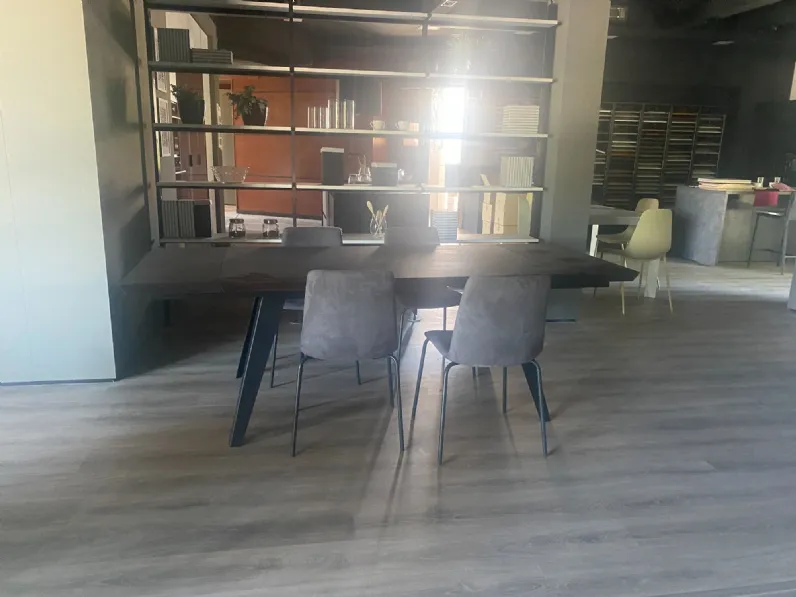 Tavolo rettangolare in legno Scott  Stones in Offerta Outlet