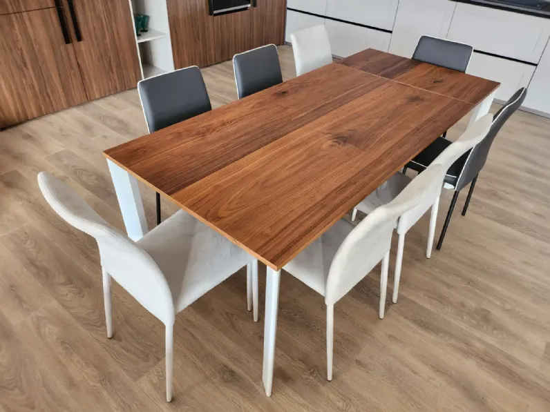 Tavolo con piano in legno rettangolare di Natisa a PREZZO OUTLET 