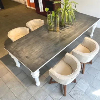 Tavolo rettangolare in metallo Tavolo gray di Gervasoni in Offerta Outlet 