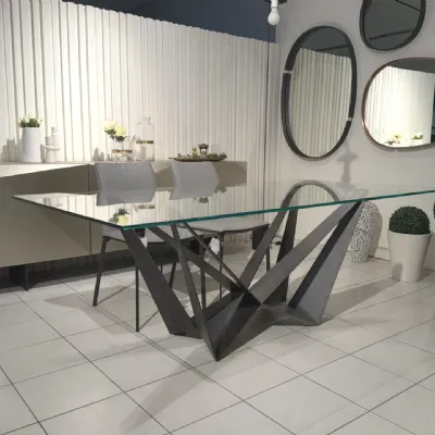 Tavolo in offerta outlet modello Skorpio di Cattelan italia 