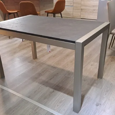 Tavolo Quadrifoglio di Scavolini scontato del 39%