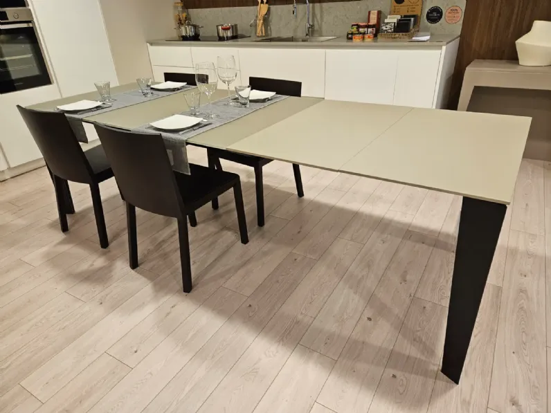 Tavolo rettangolare allungabile Tavolo bontempi modello cruz Bontempi a soli 1599 Euro