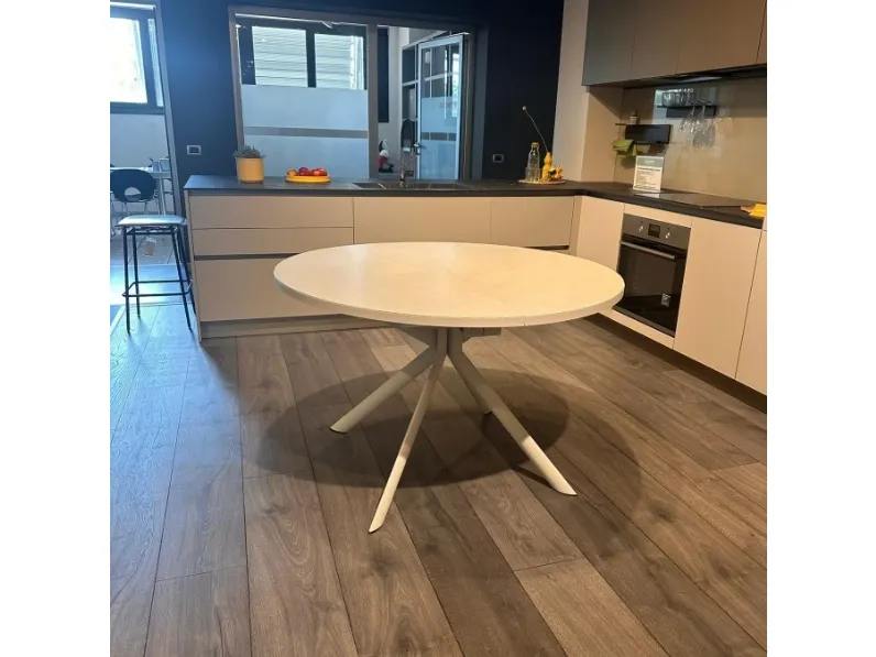 Tavolo in offerta outlet modello Giove di Calligaris 