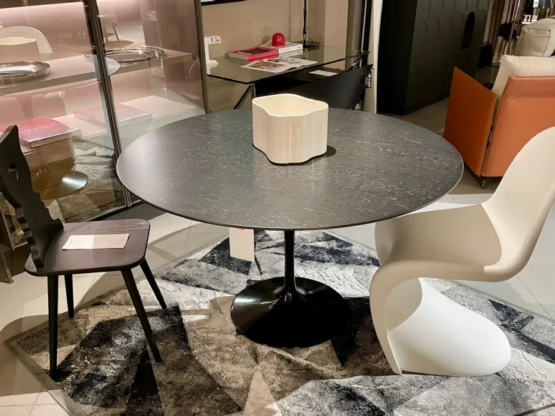 Tavolo Saarinen rotondo Knoll a prezzo ribassato
