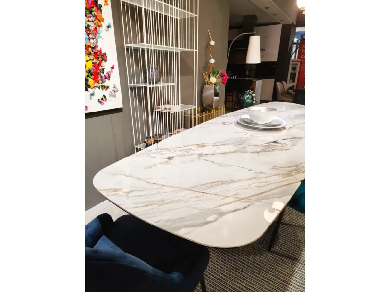 Tavolo in offerta outlet modello Calla di Calligaris 