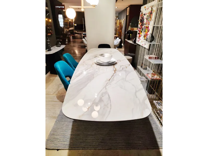 Tavolo in offerta outlet modello Calla di Calligaris 