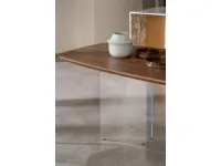Tavolo sagomato in legno Castiels di Artigianale in Offerta Outlet
