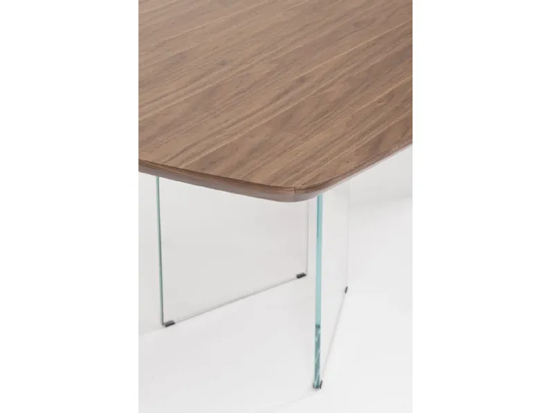 Tavolo sagomato in legno Castiels di Artigianale in Offerta Outlet